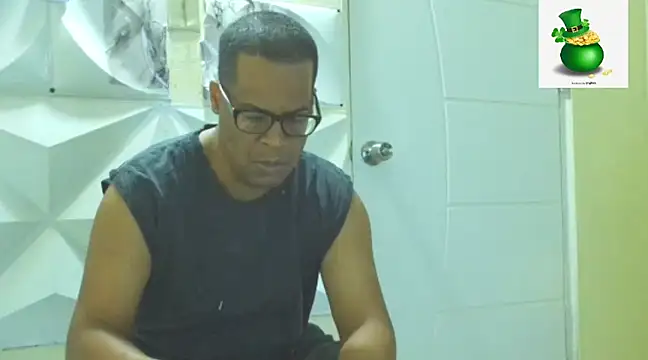 Snapshot of thesugar32 chatting on 21, 3, 2025 thesugar32 online show from 21, 3, 2025