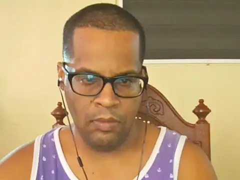 Snapshot of thesugar32 chatting on 25, 9, 2025 thesugar32 online show from 25, 9, 2025