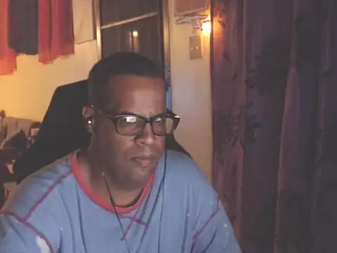 Snapshot of thesugar32 chatting on 1, 10, 2025 thesugar32 online show from 1, 10, 2025