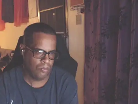 Snapshot of thesugar32 chatting on 2, 10, 2025 thesugar32 online show from 2, 10, 2025