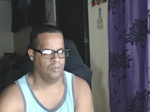 Snapshot of thesugar32 chatting on 15, 11, 2025 thesugar32 online show from 15, 11, 2025