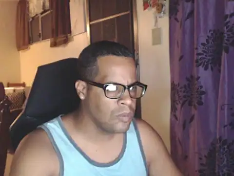 Snapshot of thesugar32 chatting on 18, 11, 2025 thesugar32 online show from 18, 11, 2025