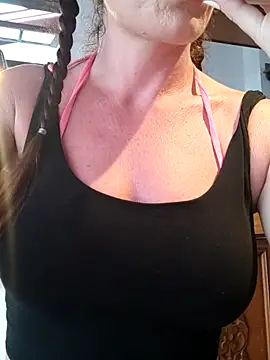 LilliThelo online show from 25, 2, 2025