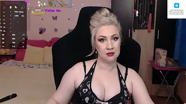 MissLexyGold online show from 1, 2, 2025