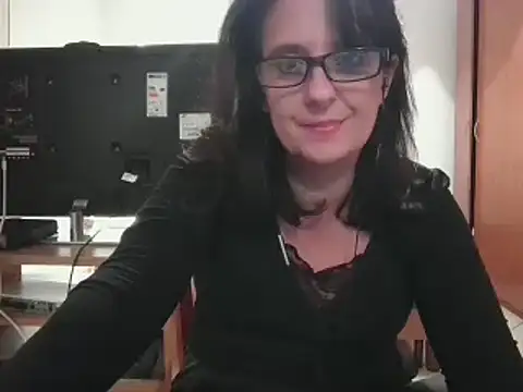 Snapshot of ClaudyGeryn chatting on 13, 12, 2024 ClaudyGeryn online show from 13, 12, 2024