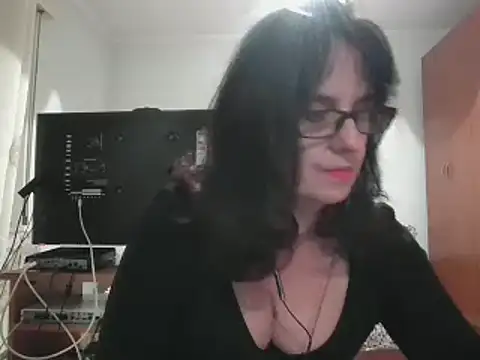 Snapshot of ClaudyGeryn chatting on 14, 12, 2024 ClaudyGeryn online show from 14, 12, 2024