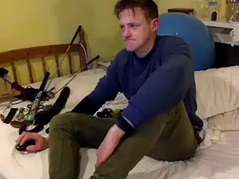 londonfuckwhore online show from 23, 12, 2024