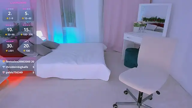 Laly Peach online show from 21, 12, 2024