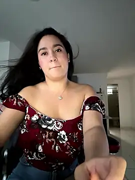 Nina lovi online show from 14, 1, 2026