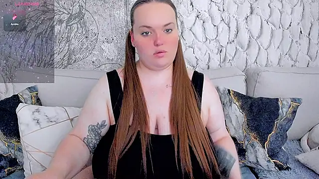 Snapshot of _MarryGirl_ chatting on 8, 12, 2024 MarryGirl online show from 8, 12, 2024