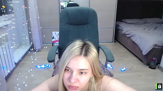 Snapshot of Lana__Nova chatting on 24, 1, 2025 Lana Nova online show from 24, 1, 2025