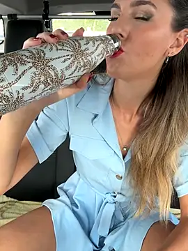 nicole 98 online show from 27, 11, 2025