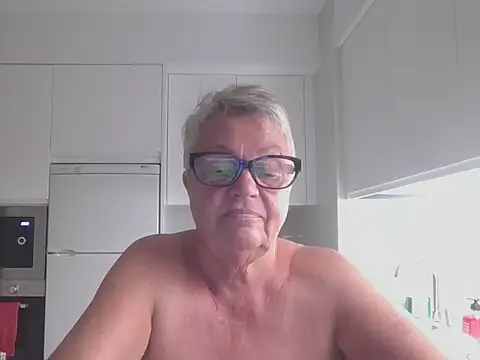 GrannyChrissy68 online show from 12, 10, 2025