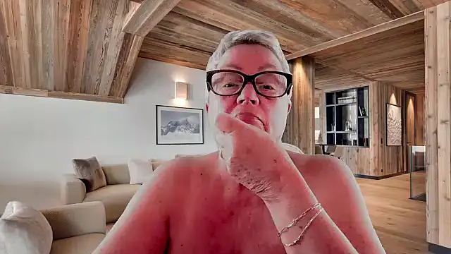 Snapshot of GrannyChrissy68 chatting on 18, 2, 2026 GrannyChrissy68 online show from 18, 2, 2026