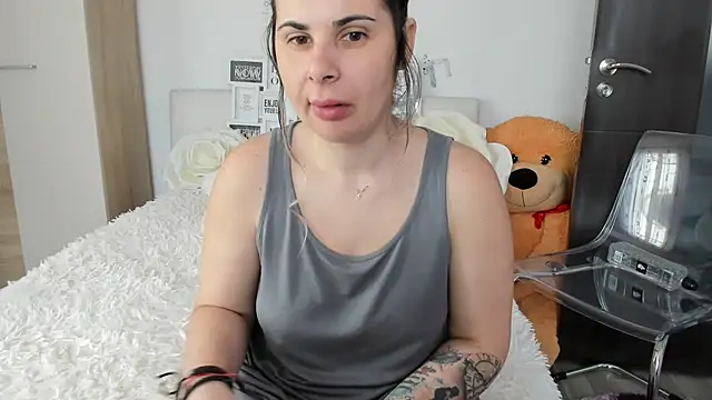 sweetemy4u online show from 3, 4, 2026