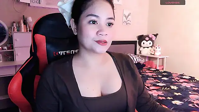 Snapshot of yenyen_ chatting on 3, 2, 2026 yenyen online show from 3, 2, 2026