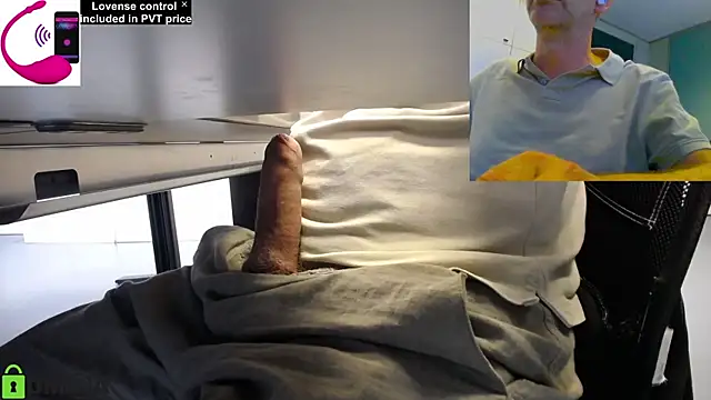 Snapshot of pliko chatting on 15, 7, 2026 pliko online show from 15, 7, 2026