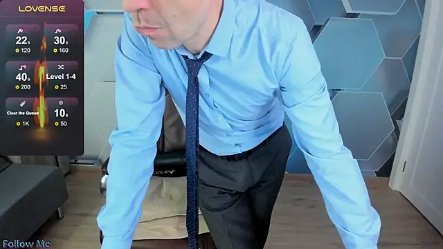 SteveTiger online show from 3, 12, 2025