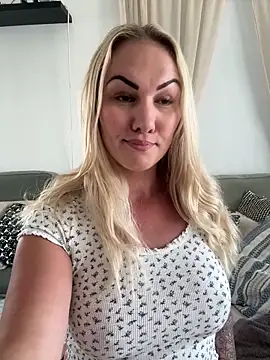 NastyMilf  online show from 24, 11, 2025