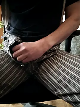 Snapshot of Justforoneday chatting on 25, 11, 2025 Justforoneday online show from 25, 11, 2025