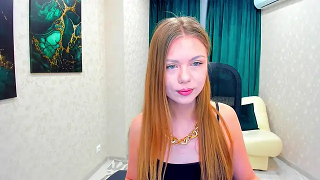 Strawberrye online show from 5, 3, 2025