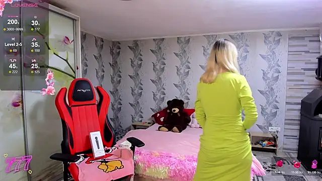 luxurydoll21 online show from 20, 4, 2026