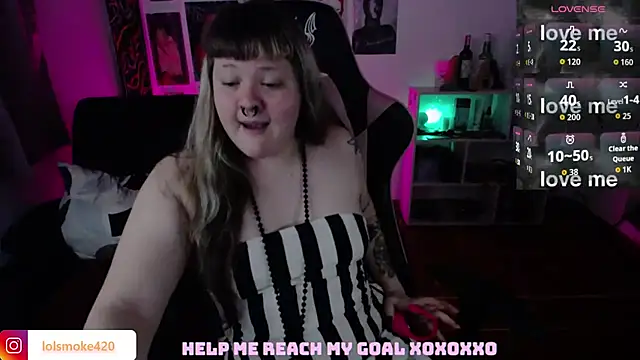 Snapshot of Bdsm_and_fries chatting on 2, 6, 2026 Bdsm and fries online show from 2, 6, 2026