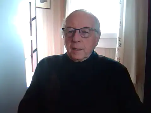 Snapshot of johnjohn622662 chatting on 4, 3, 2025 johnjohn622662 online show from 4, 3, 2025