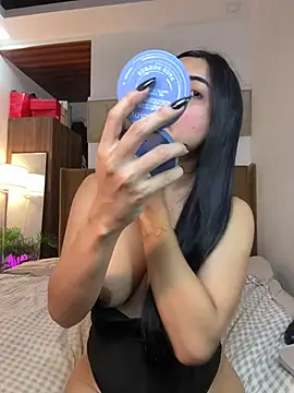 Snapshot of Bombshell_Ashy chatting on 5, 6, 2026 Bombshell Ashy online show from 5, 6, 2026