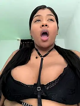 paola091 online show from 4, 1, 2025