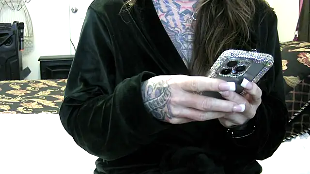 pamelagunns online show from 3, 2, 2025