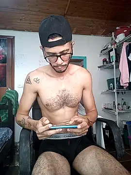 alisterxxx online show from 8, 1, 2025