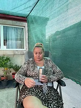 Snapshot of SabinaSweety chatting on 5, 7, 2026 SabinaSweety online show from 5, 7, 2026