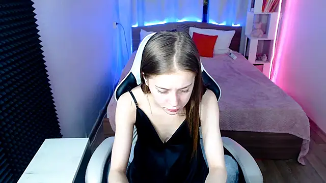 Kira honeyy online show from 23, 1, 2025