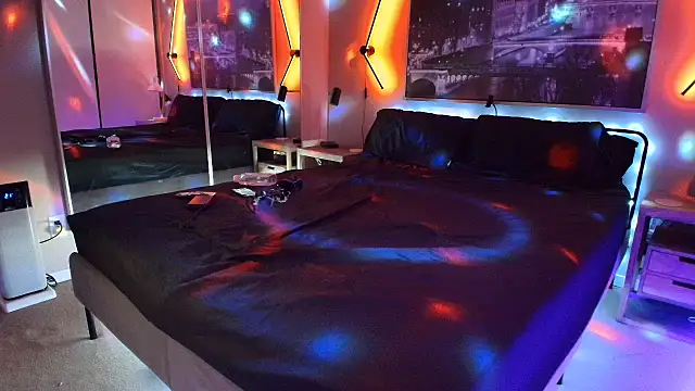 MikyFoxx online show from 17, 1, 2026