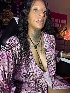 MzParker online show from 6, 3, 2025