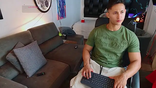 Snapshot of BenjaminCooperk chatting on 6, 7, 2026 BenjaminCooperk online show from 6, 7, 2026