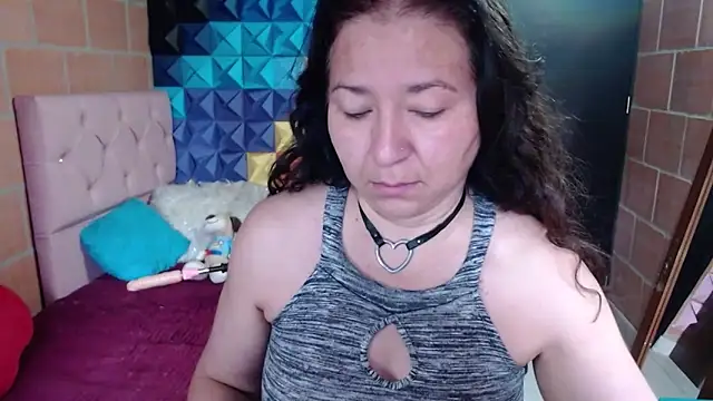 katifoxx online show from 5, 1, 2025