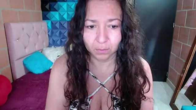 katifoxx online show from 6, 1, 2025