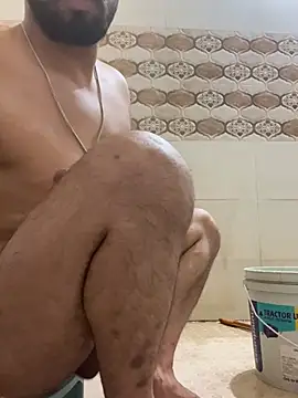 RomanticAdvance555 online show from 4, 4, 2026