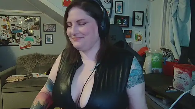 royallylit online show from 15, 2, 2025