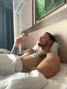 Snapshot of Hot__Tiger chatting on 9, 2, 2025 Hot Tiger online show from 9, 2, 2025