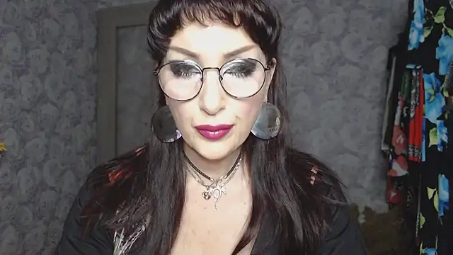 Snapshot of Aziza1 chatting on 20, 6, 2026 Aziza1 online show from 20, 6, 2026