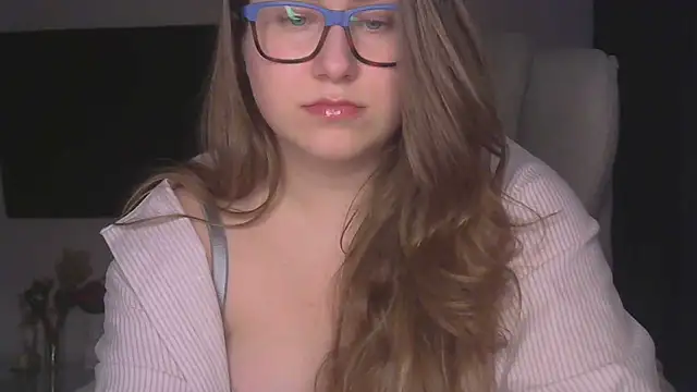 SeasonalSomeone online show from 4, 3, 2026