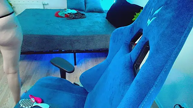 CranberryHot online show from 9, 11, 2025