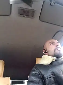 Snapshot of spidrman8 chatting on 23, 11, 2025 spidrman8 online show from 23, 11, 2025