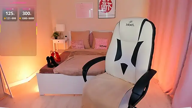 Snapshot of HelenaRegal chatting on 23, 9, 2025 HelenaRegal online show from 23, 9, 2025