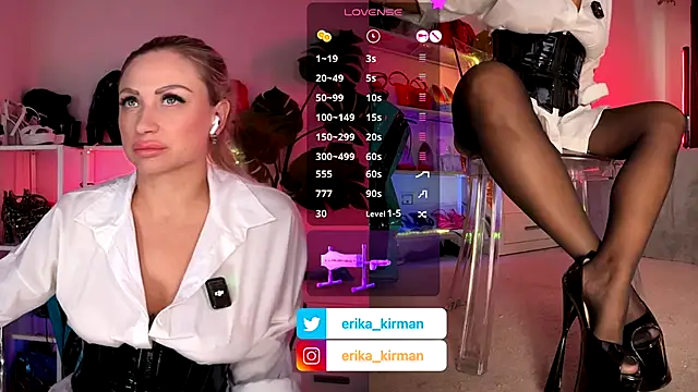 Snapshot of Erika_Kirman chatting on 25, 9, 2025 Erika Kirman online show from 25, 9, 2025