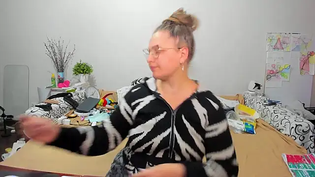 IamYourNarcotic online show from 25, 2, 2026