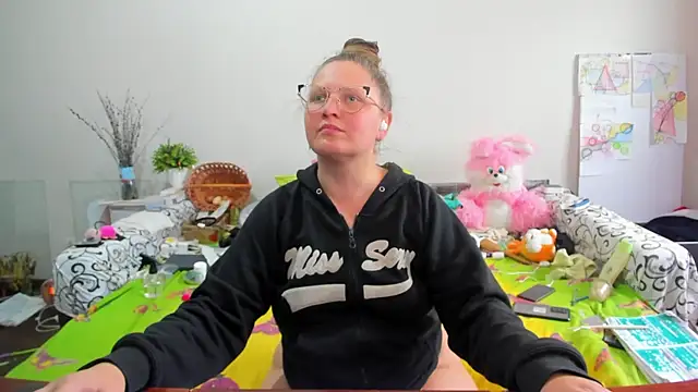 Snapshot of IamYourNarcotic chatting on 22, 4, 2026 IamYourNarcotic online show from 22, 4, 2026